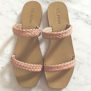 Juliette sandal- minimal & so chic. Never worn. Beautiful